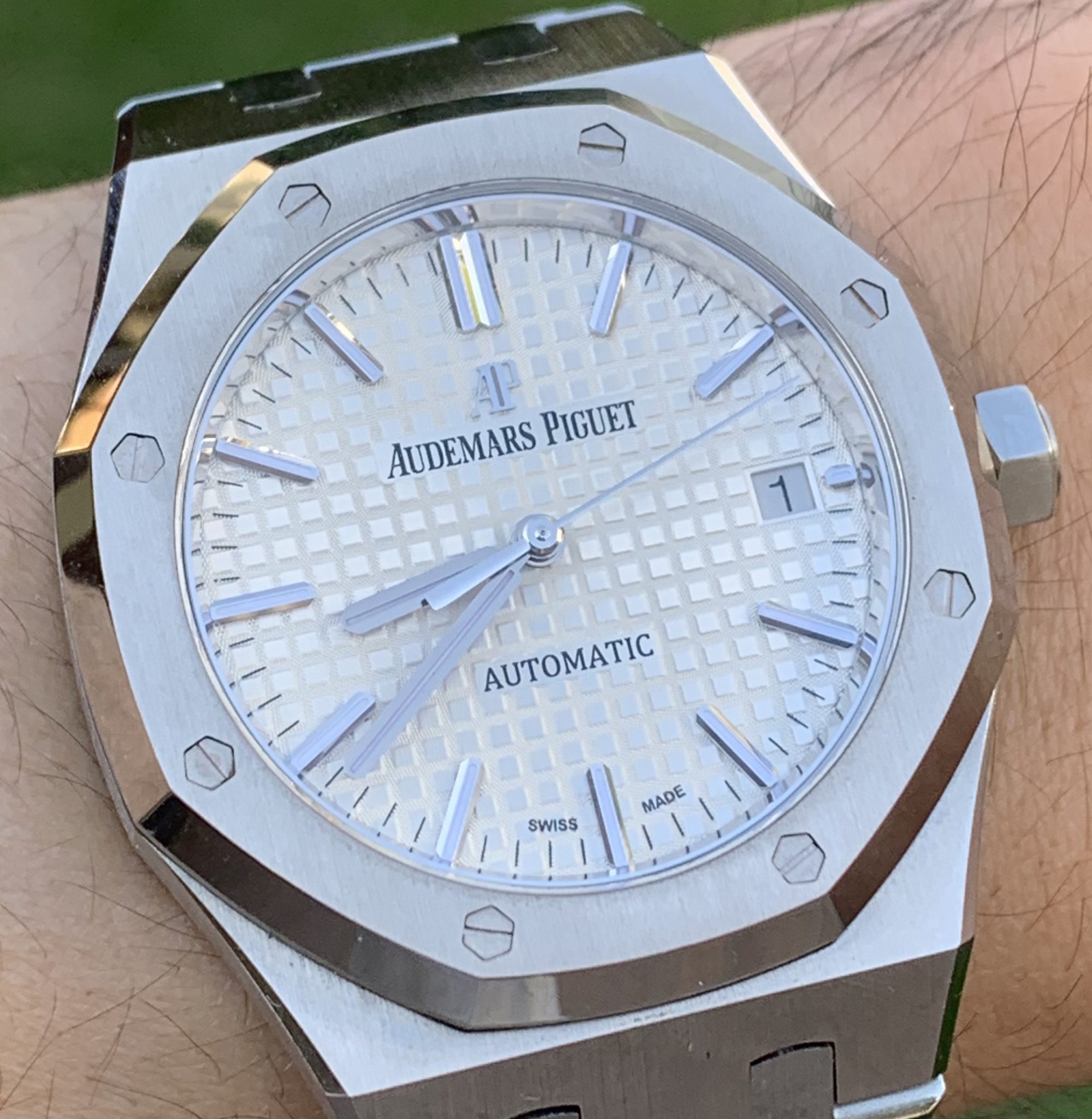 Owner Review Audemars Piguet Royal Oak 15450ST FIFTH WRIST