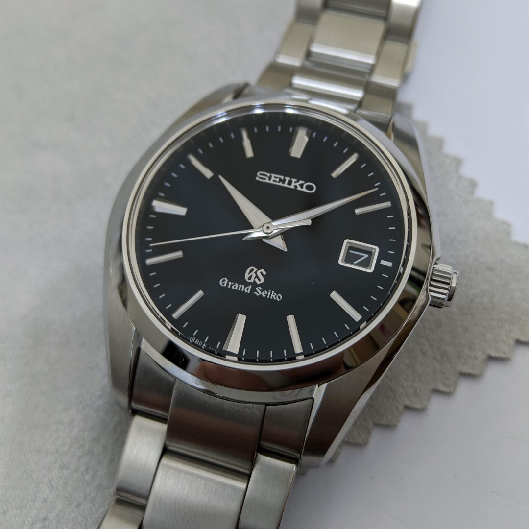 Owner Review: Grand Seiko SBGX061 - Quartz at its Best - FIFTH WRIST