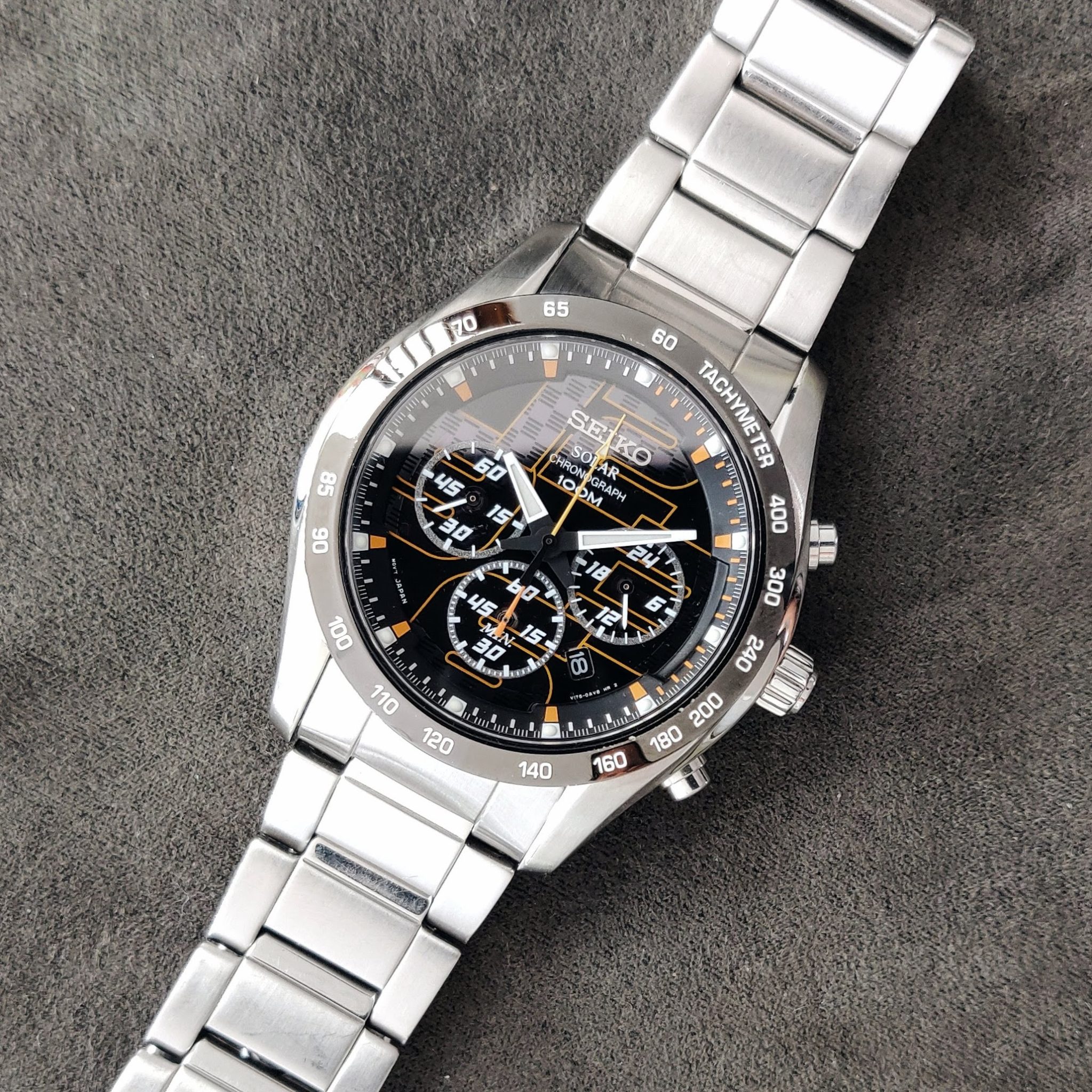 Seiko solar chronograph on sale 100m