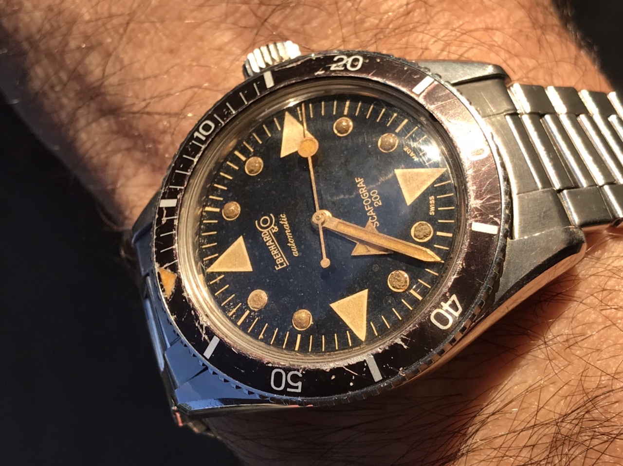 Owner Review: Eberhard Scafograf 200 – The iconic big crown