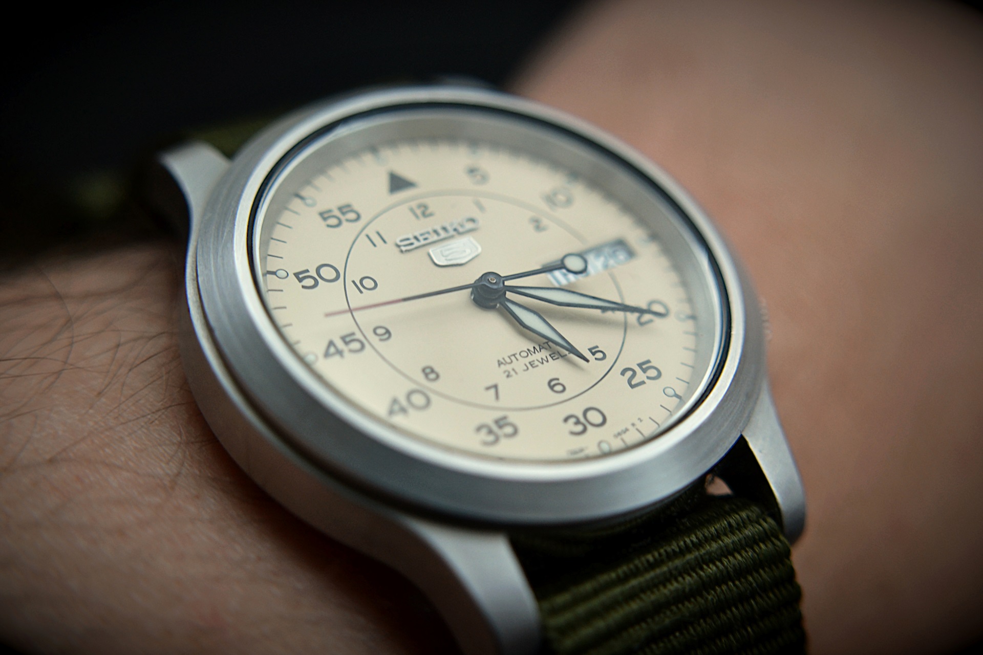 hvad som helst computer bit Owner Review: Seiko 5 SNK803 - An honest look at a gateway watch.