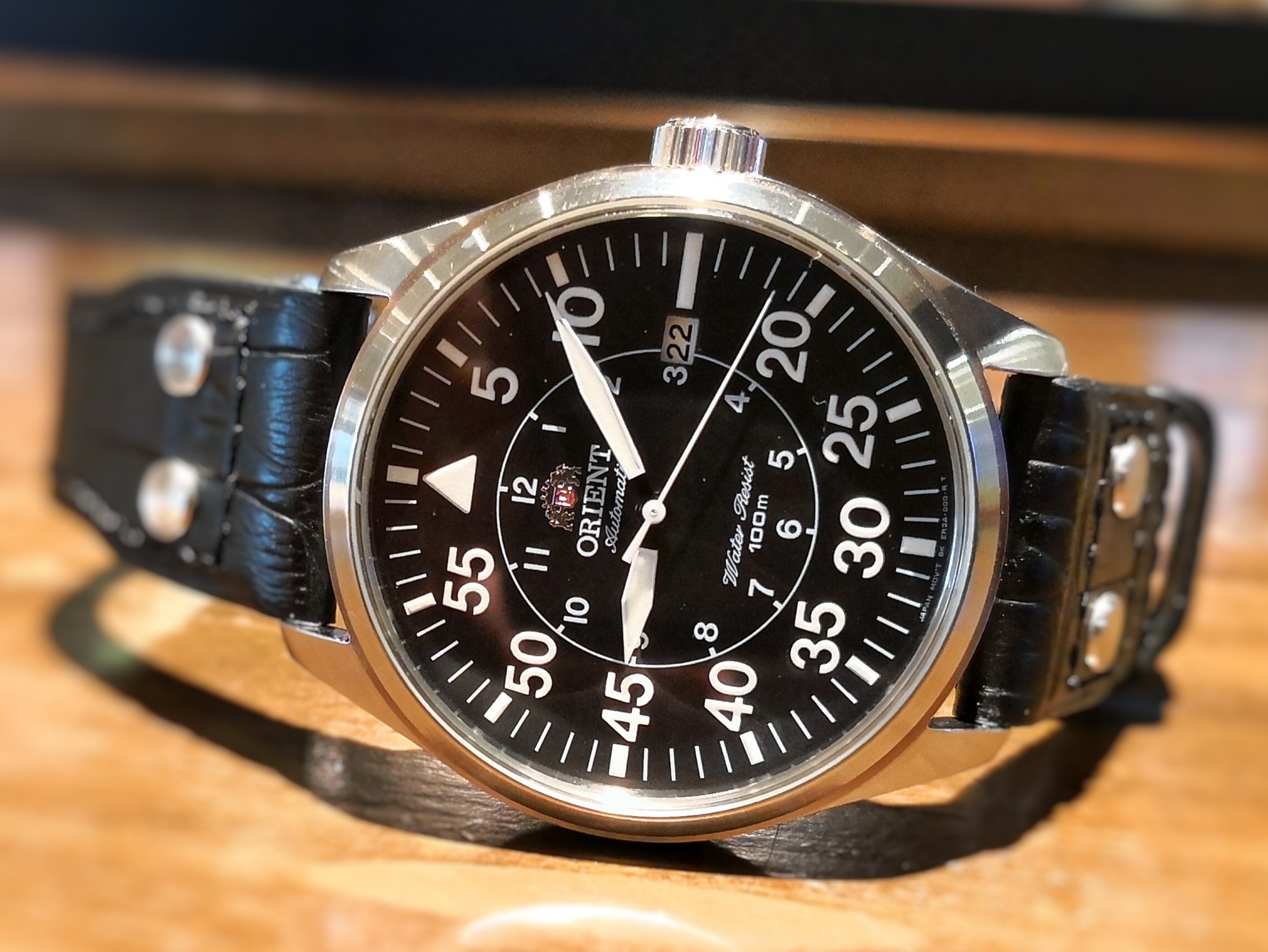 orient flight quartz
