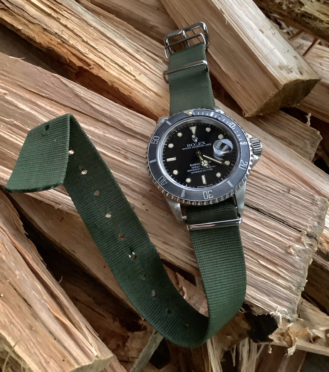 Owner Review: Rolex Submariner 16800 - FIFTH WRIST