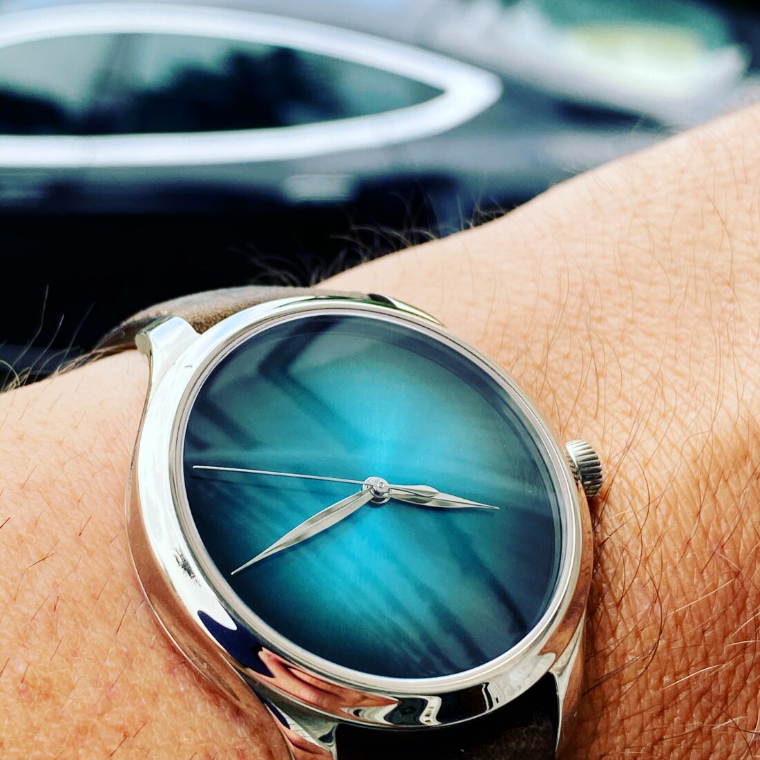 Owner Review: H. Moser & Cie Centre Seconds Blue Lagoon
