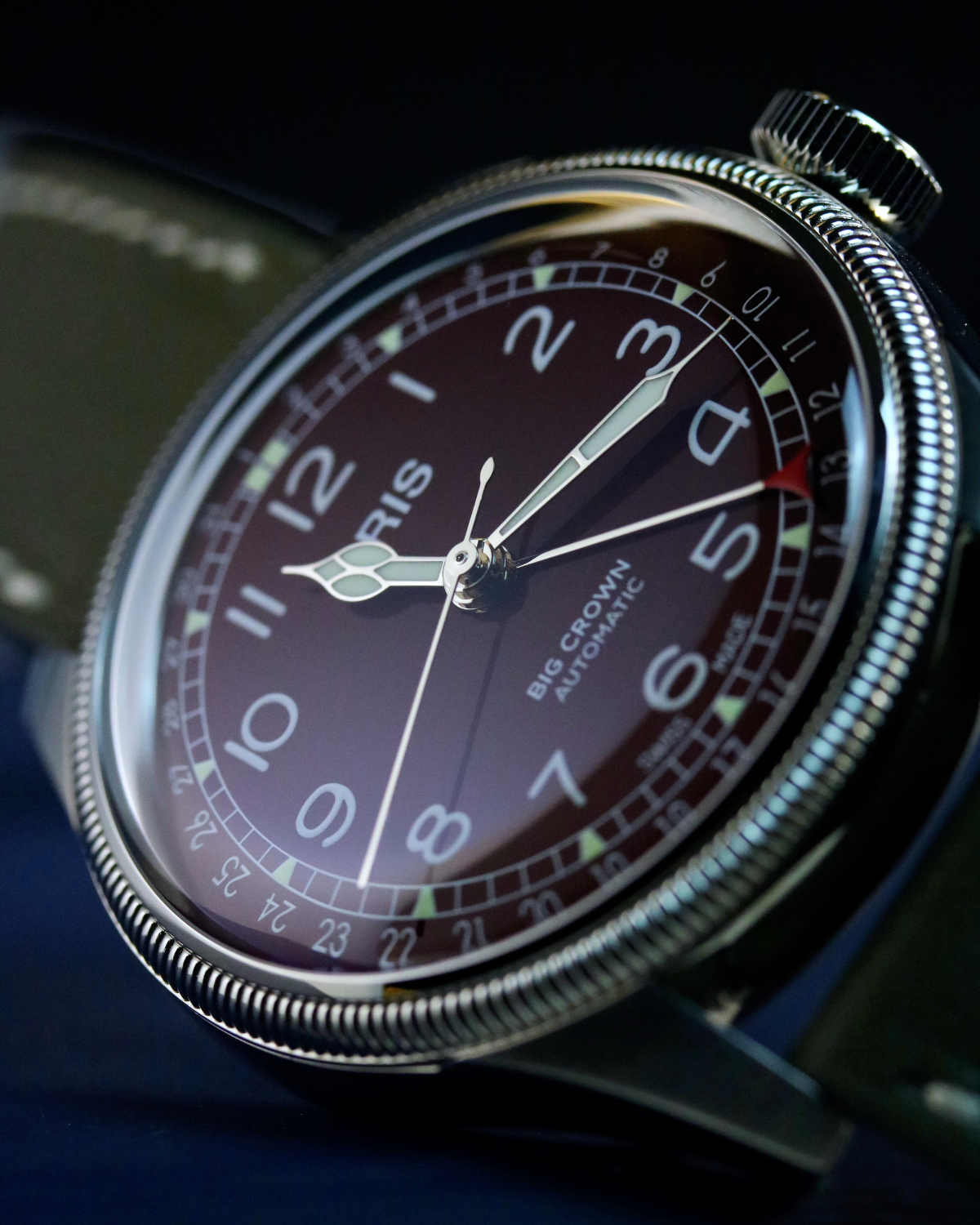 Owner Review Oris Big Crown Pointer Date The Versatile Red Dial