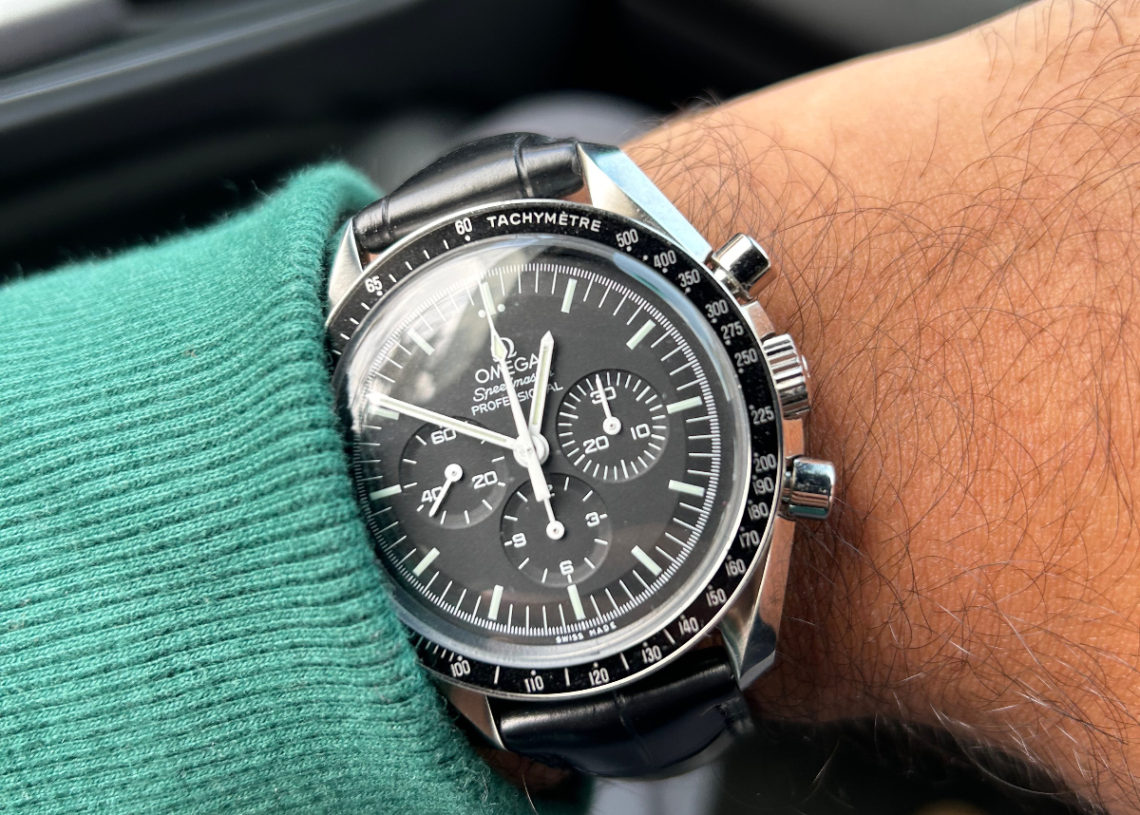 Owner review Omega Speedmaster Moonwatch Professional FIFTH WRIST