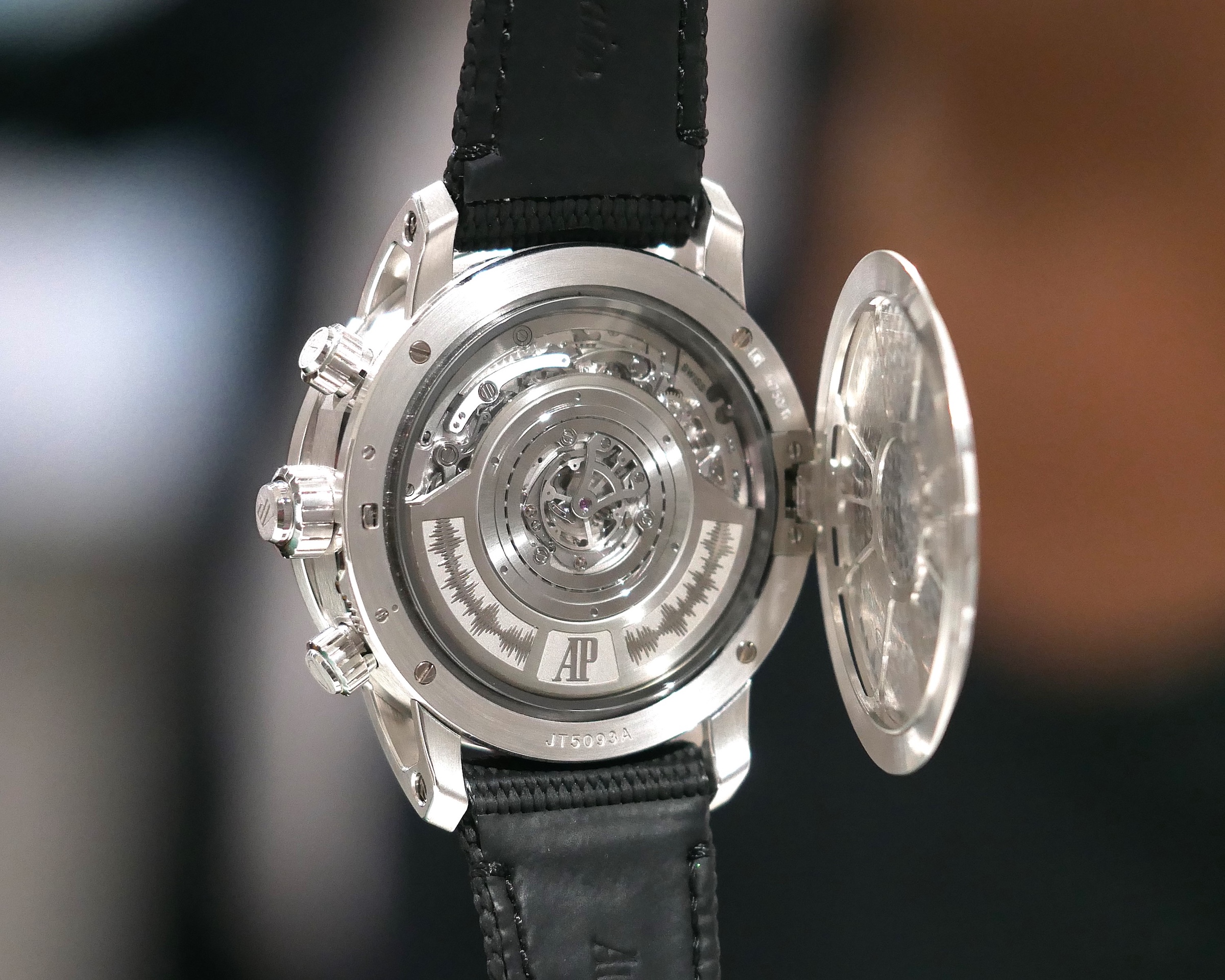 16 Special Watches and a White Rabbit from the Museum